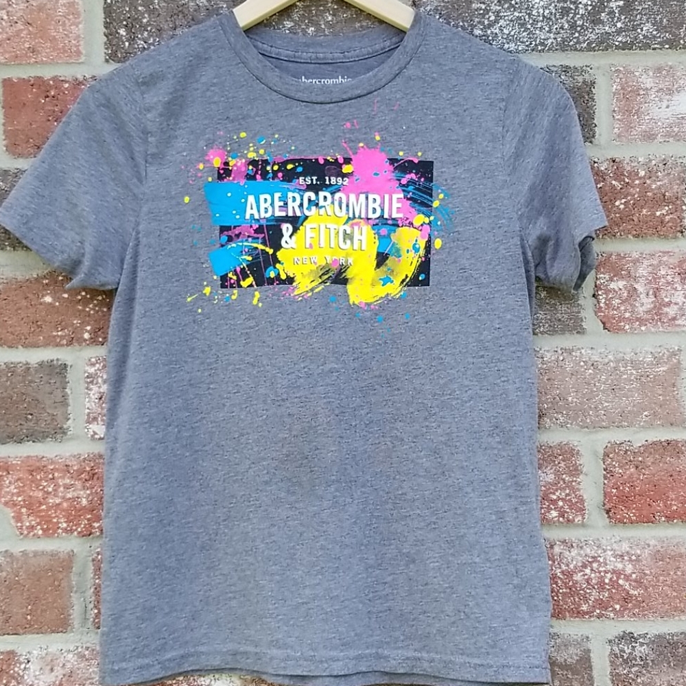 A&F Kids Graffiti Tee Size 13/14